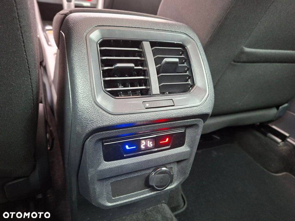 Volkswagen Tiguan - 18