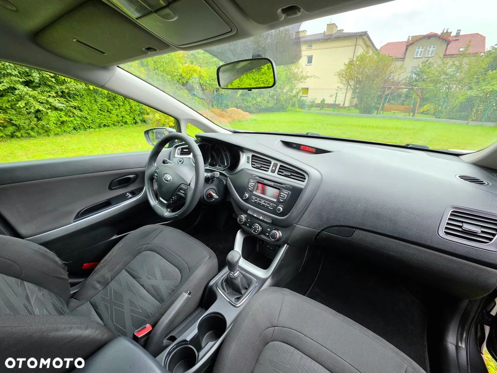 Kia Ceed 1.4 CVVT Attract - 27