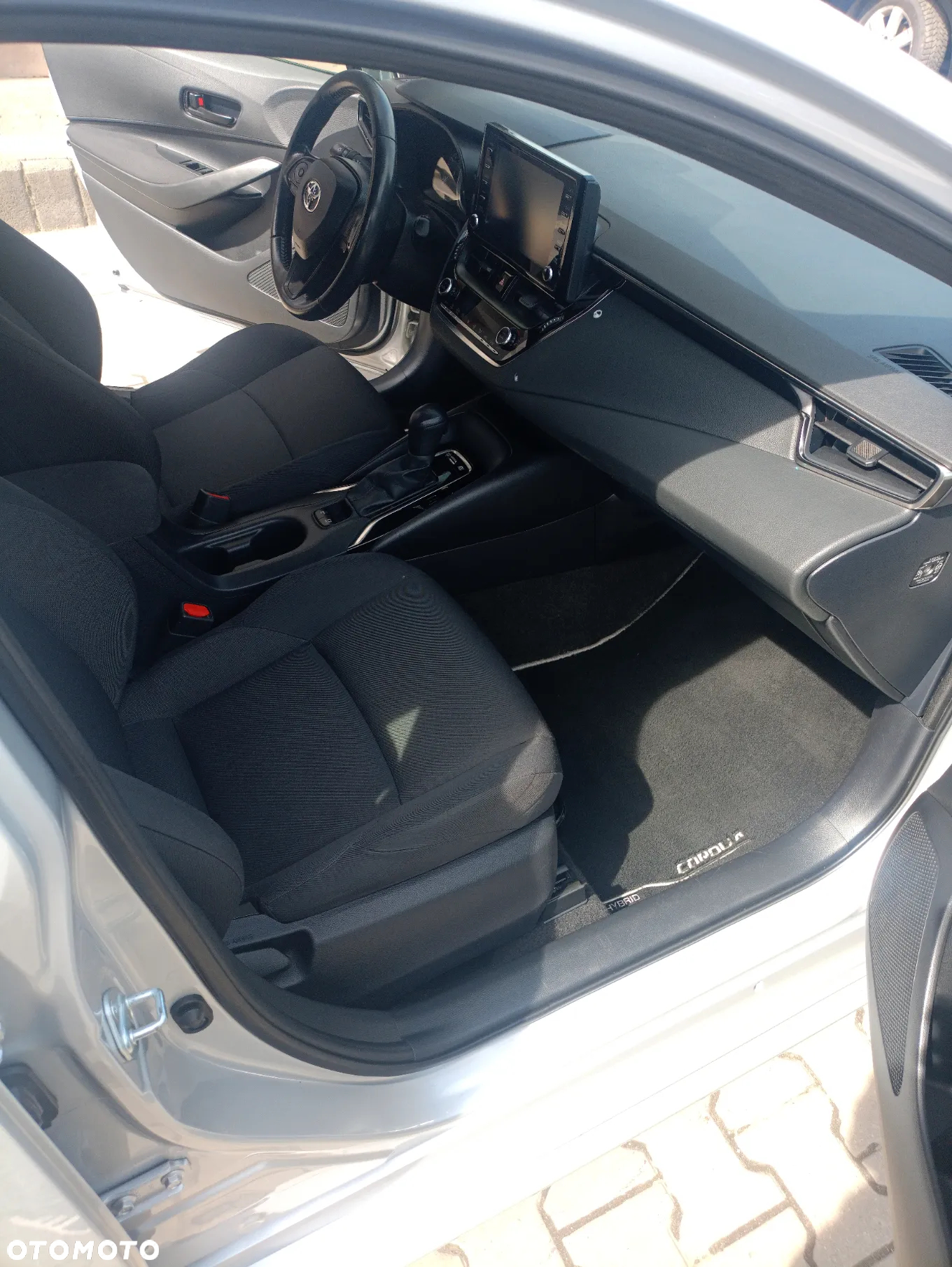 Toyota Corolla 1.8 Hybrid Active - 12