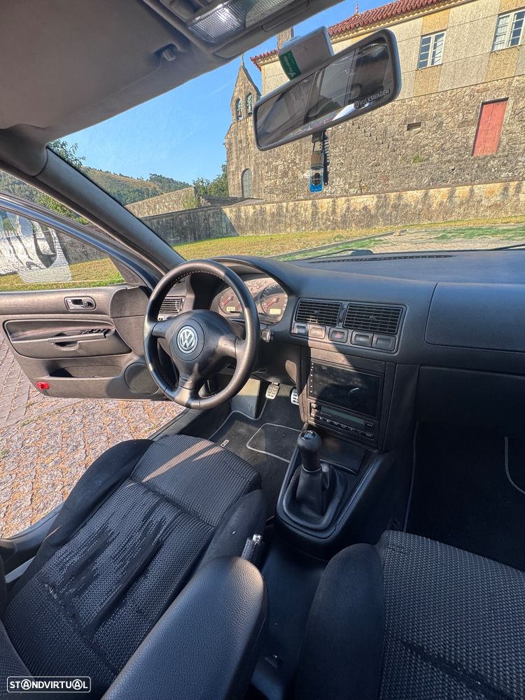 VW Golf 1.9 TDi Highline - 7