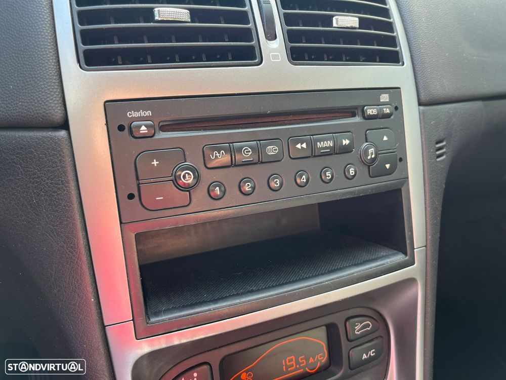 Peugeot 307 1.4 XR - 13