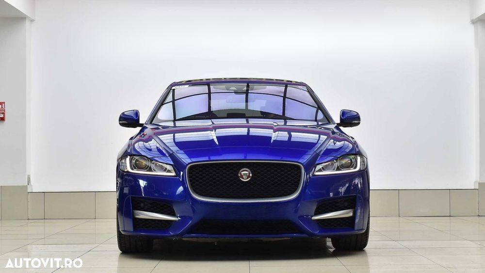 Jaguar XF 20d AWD R-Sport - 3