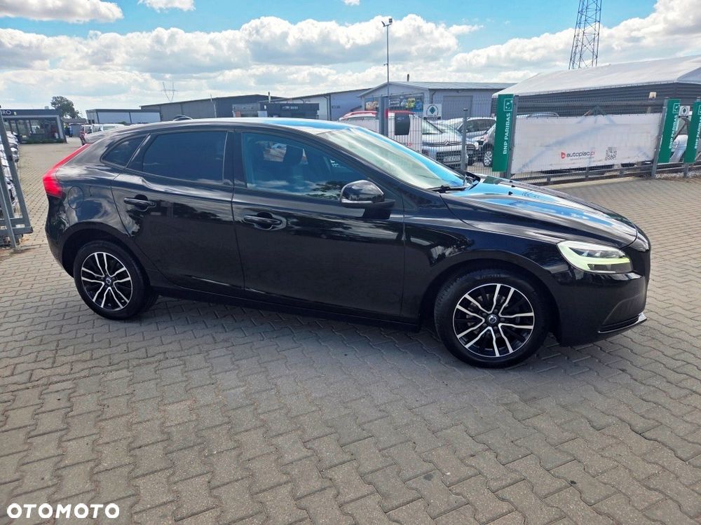 Volvo V40 D2 Momentum - 6