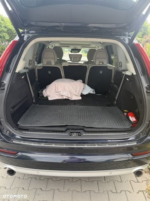 Volvo XC 90 T5 AWD Momentum 7os - 11