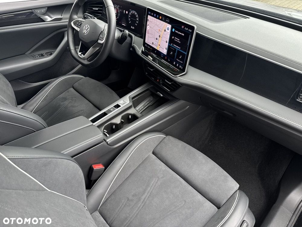 Volkswagen Passat Variant 1.5 TSI ACT mHEV Business DSG - 13