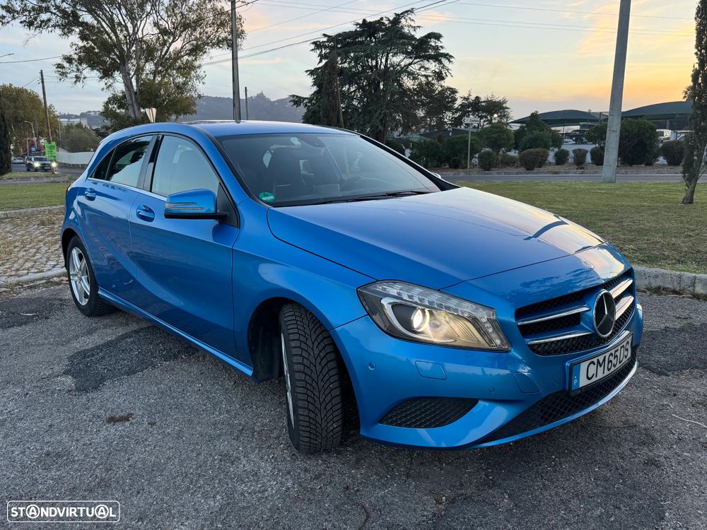 Mercedes-Benz A 180 CDI (BlueEFFICIENCY) Urban - 3