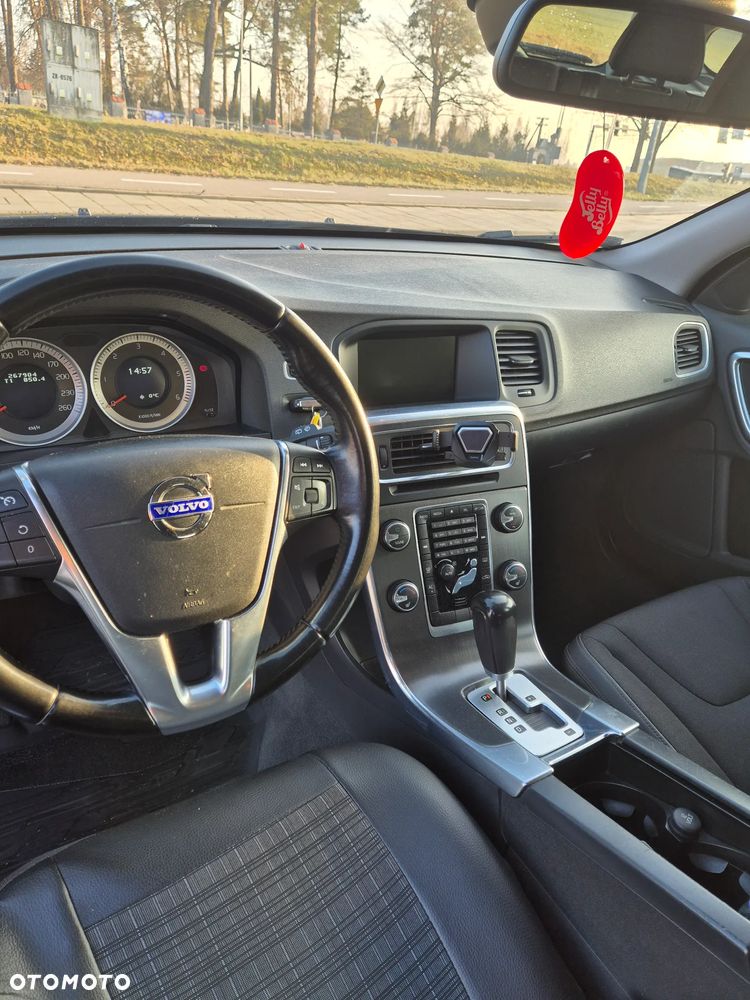 Volvo V60 - 8