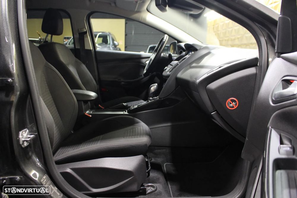 Ford Focus SW 1.5 TDCi Titanium DPS - 12