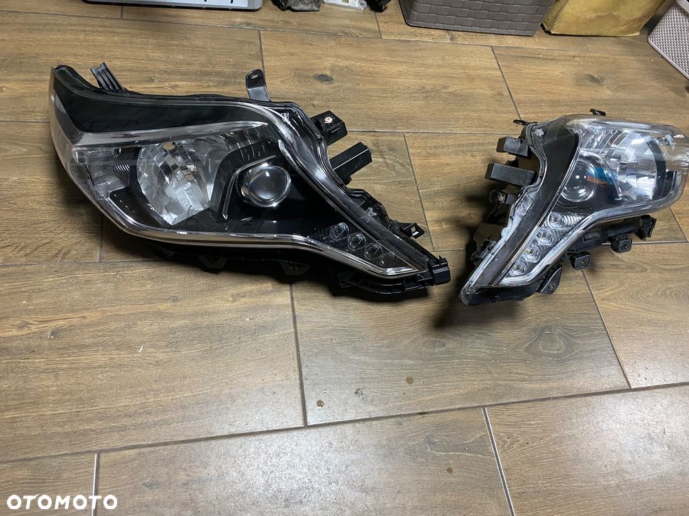 TOYOTA LAND CRUISER 150 PR/LEW LAMPA XENON FULL LED ORG - 2
