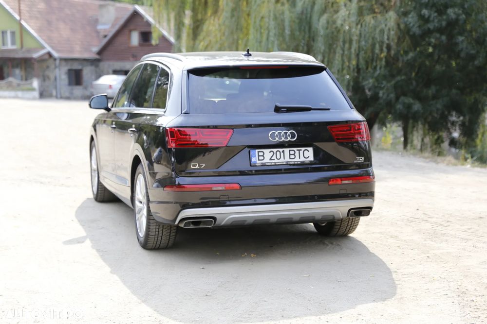 Audi Q7 - 4