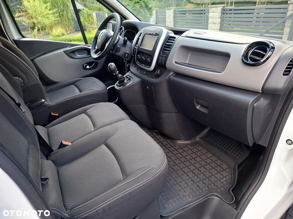 Renault Trafic - 11