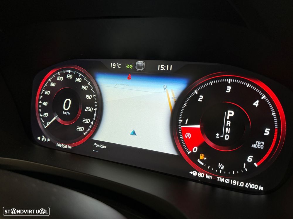 Volvo V60 2.0 D3 Momentum Plus Geartronic - 27