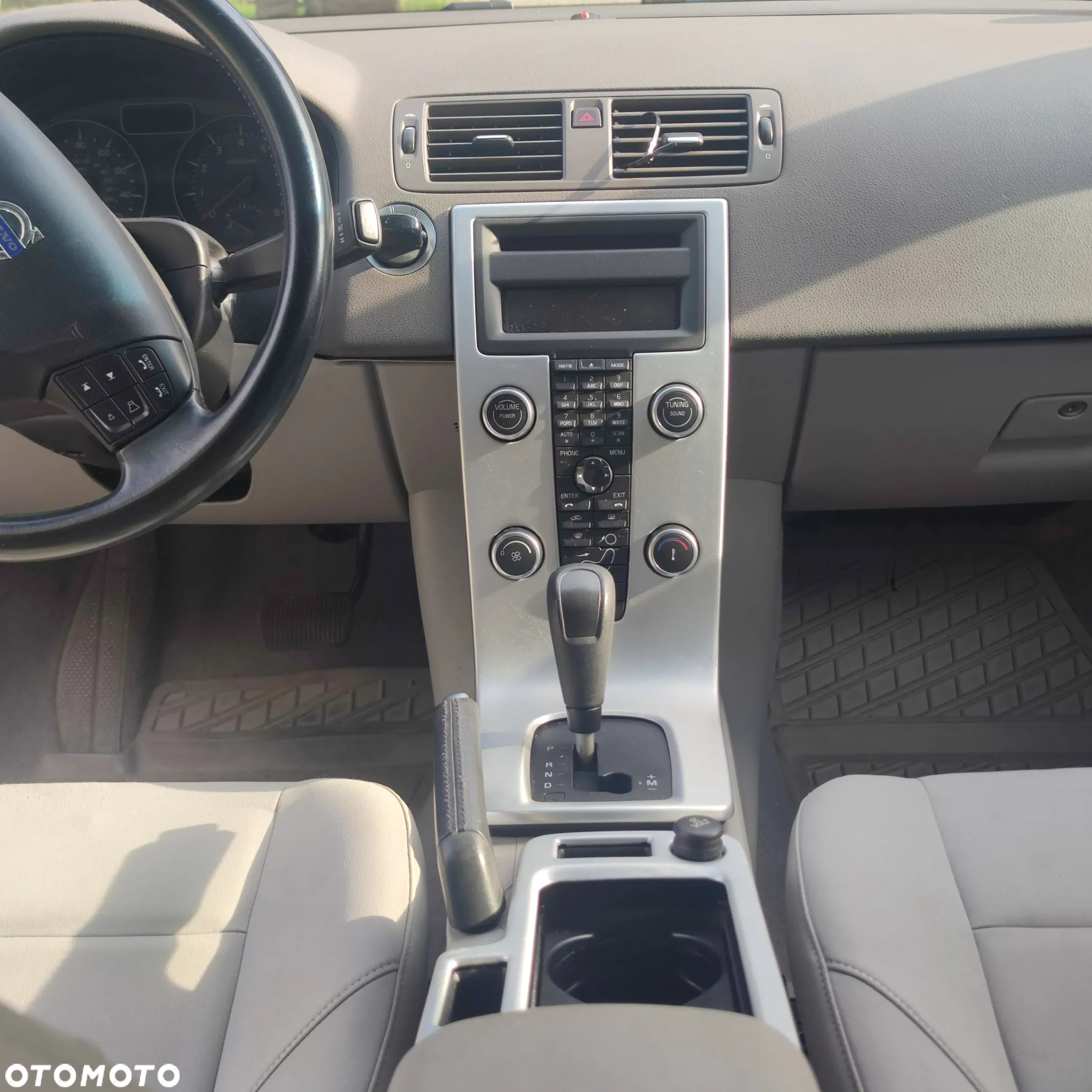 Volvo V50 T5 Geartronic Momentum - 14