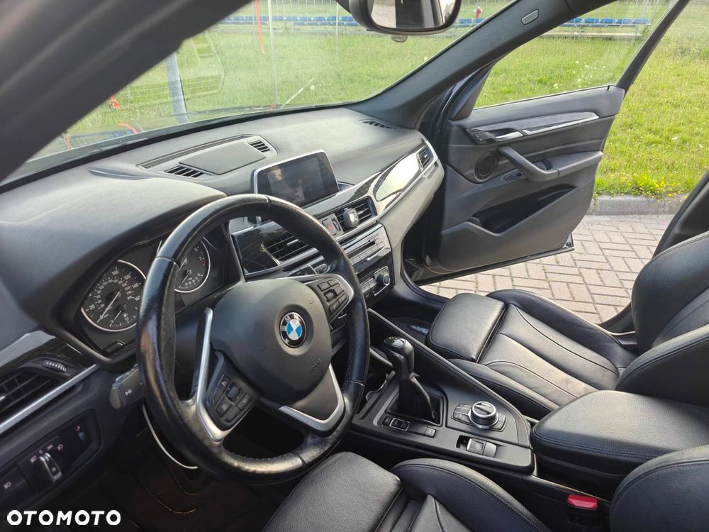 BMW X1 - 16