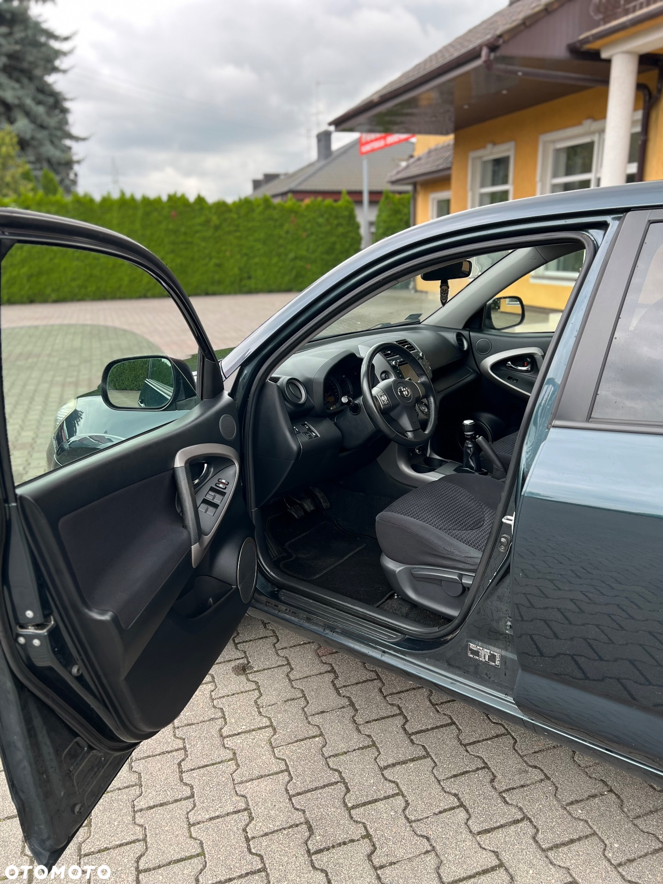 Toyota RAV4 2.2 D-4D X - 7