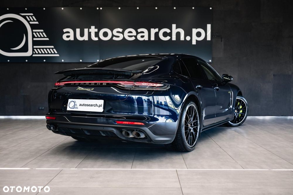 Porsche Panamera 4 E-Hybrid Platinum Edition - 5