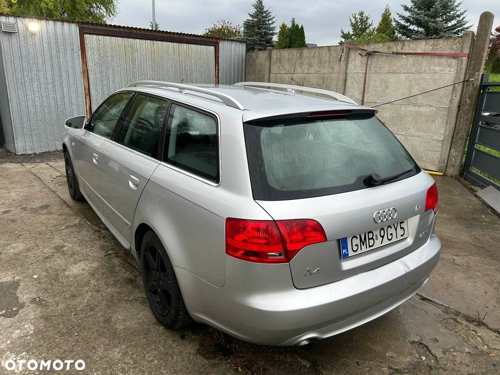 Audi A4 Avant - 4