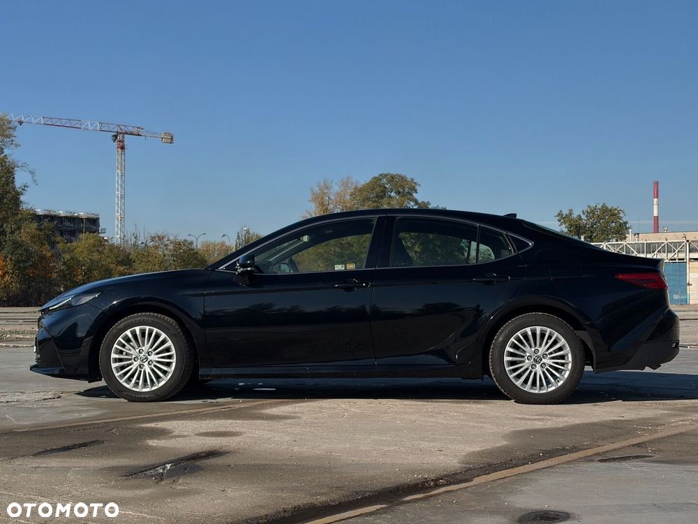 Toyota Camry - 7