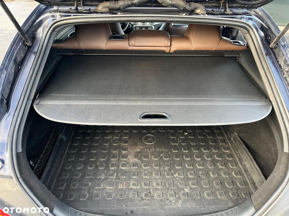 Mercedes-Benz CLA 200 d 7G-DCT AMG Line - 22