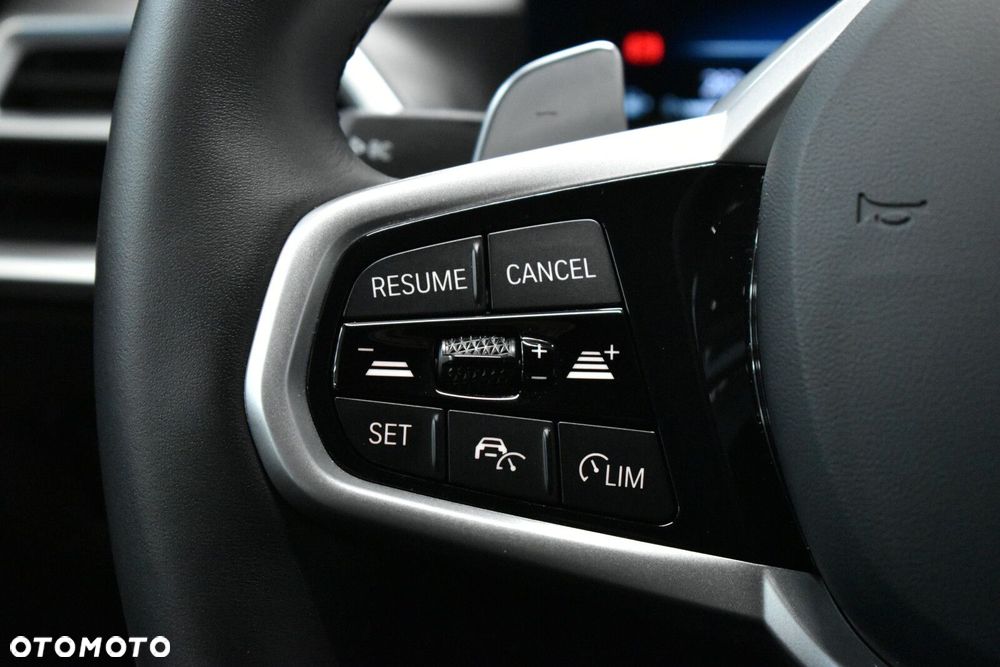 BMW Seria 3 - 16