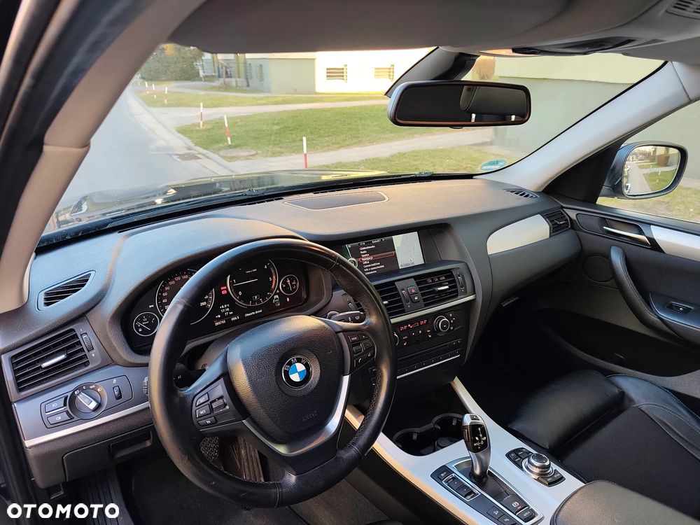 BMW X3 xDrive20d - 21