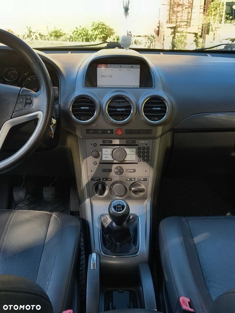 Opel Antara - 8