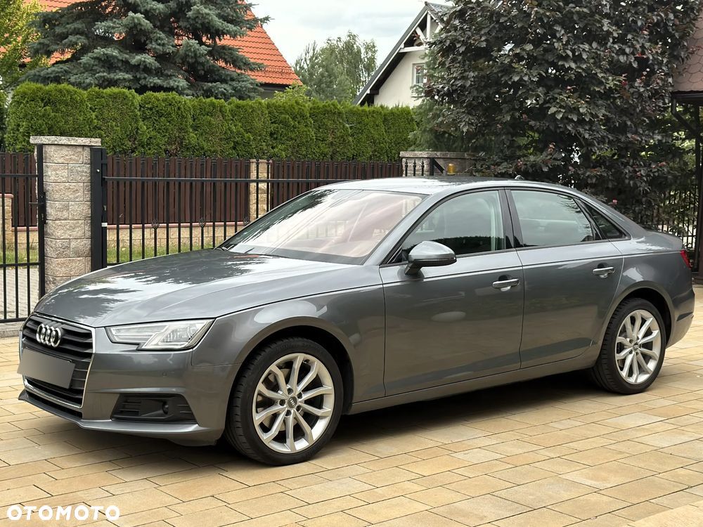 Audi A4 35 TDI S tronic - 1
