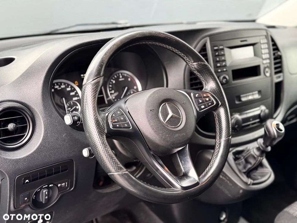Mercedes-Benz Vito - 15