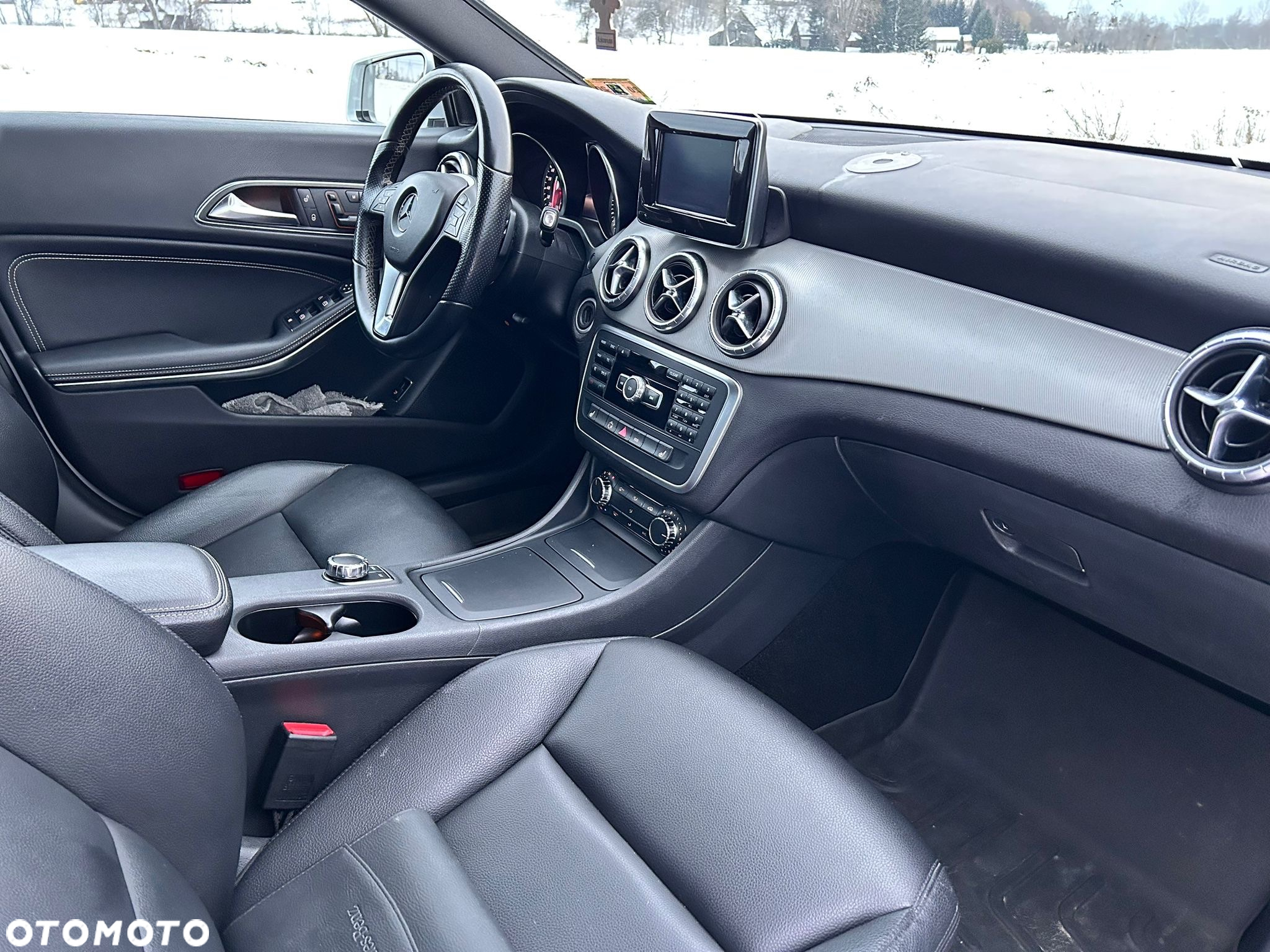 Mercedes-Benz CLA 250 7G-DCT - 14