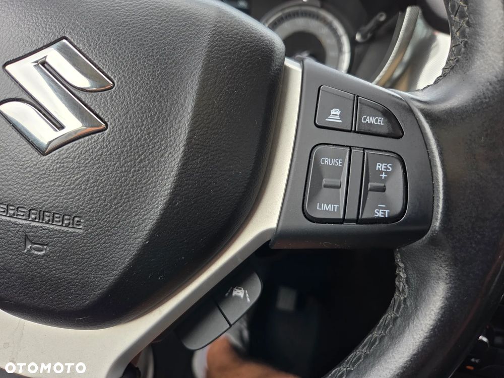 Suzuki Vitara 1.4 Boosterjet Hybrid Automatik Comfort - 32