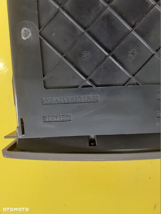 Mercedes W211 PANEL STEROWANIA PRZEŁĄCZNIKI a2116800552 - 4