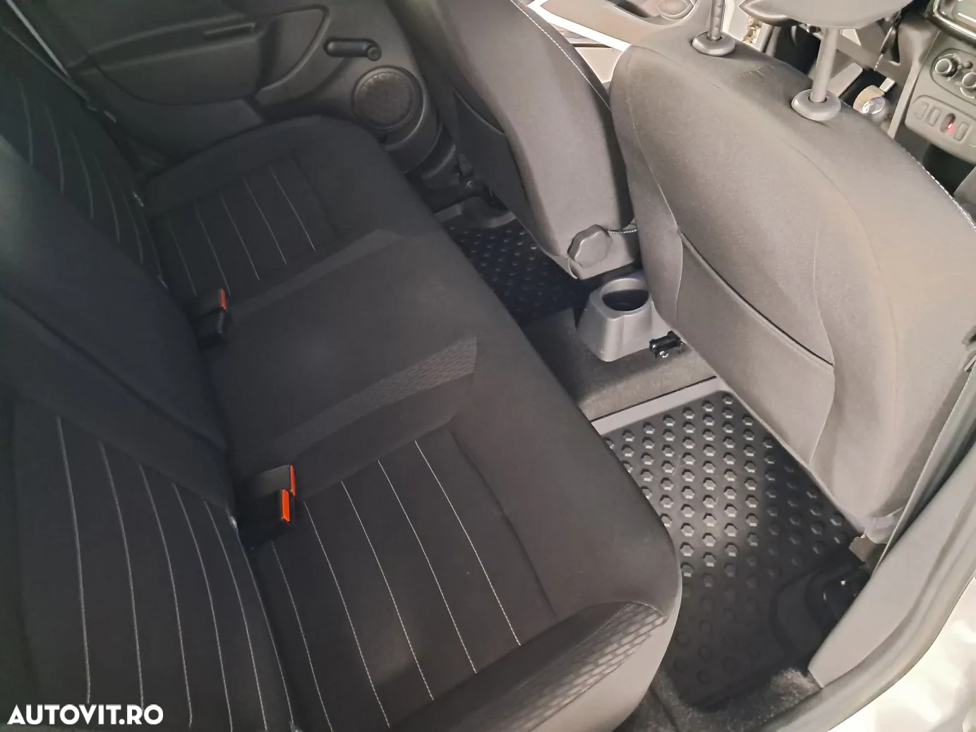 Dacia Logan - 16