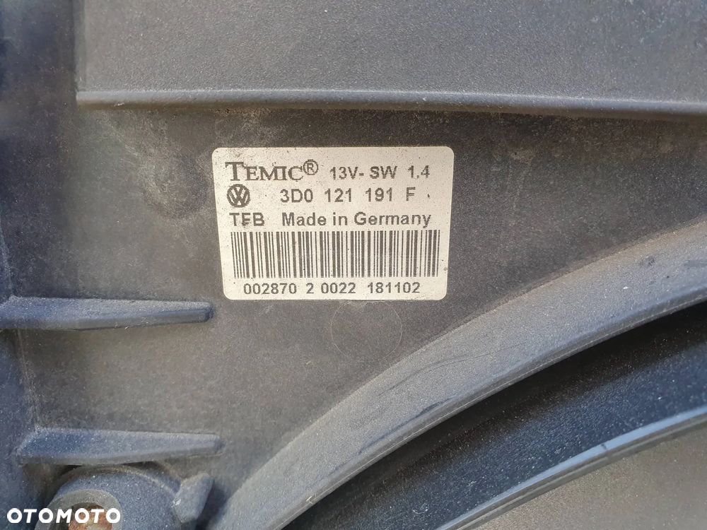 LG9R Volkswagen Phaeton 6.0 W12 2003 Pas przedni - 5