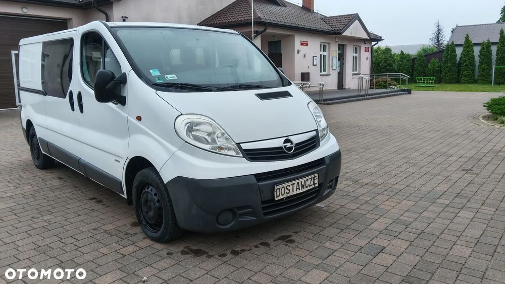 Opel Vivaro - 2