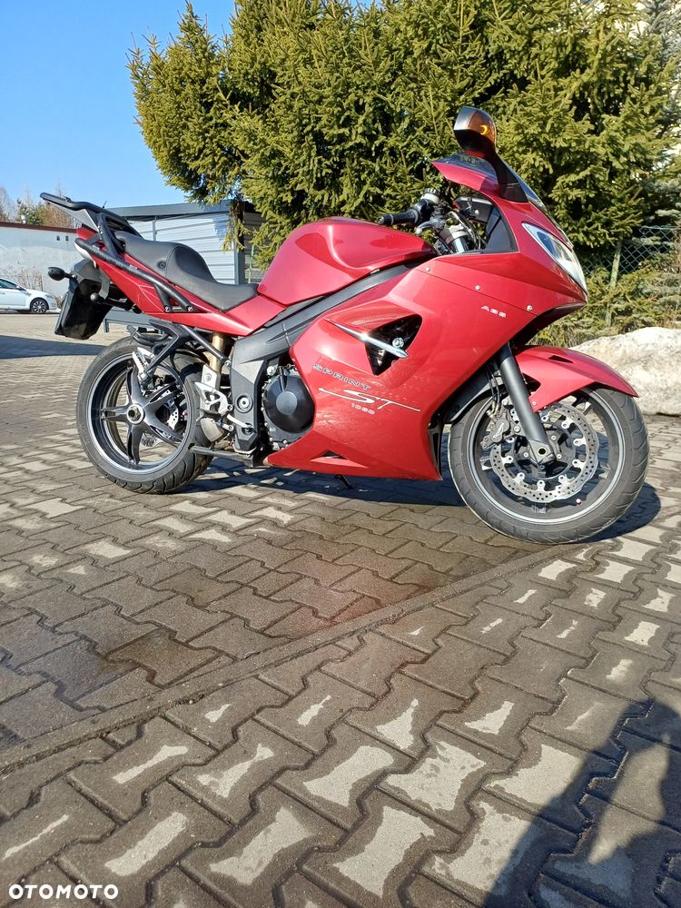 Triumph Sprint - 2
