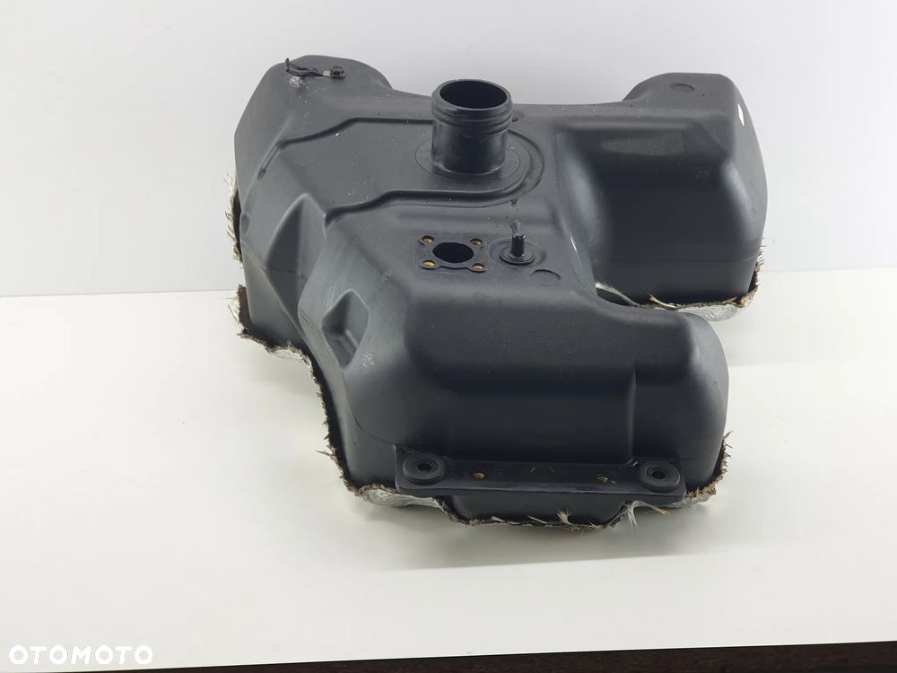 ZBIORNIK PALIWA BAK  TGB BLADE 550 - 2