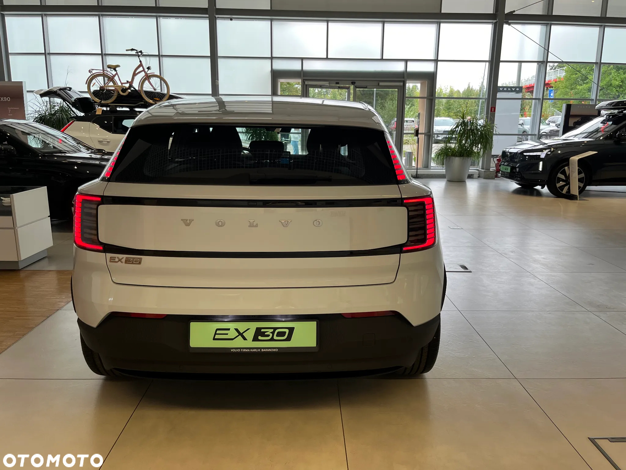 Volvo EX30 69kWh Single Motor Long Range Core - 5