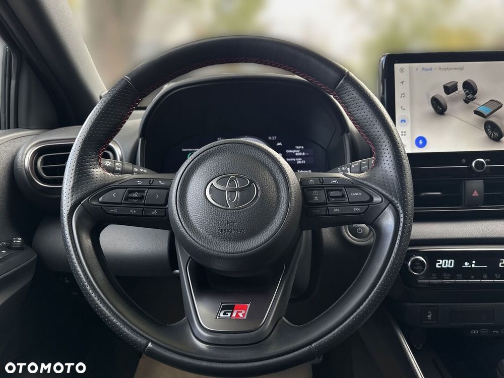 Toyota Yaris - 17