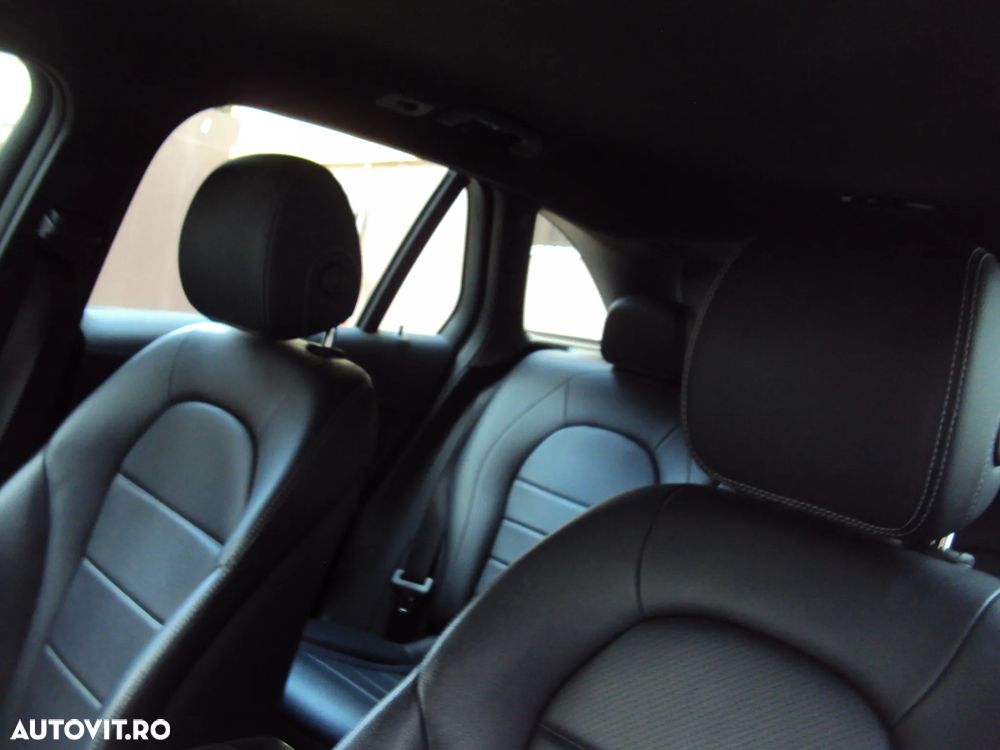 Mercedes-Benz GLC 250 4MATIC - 16