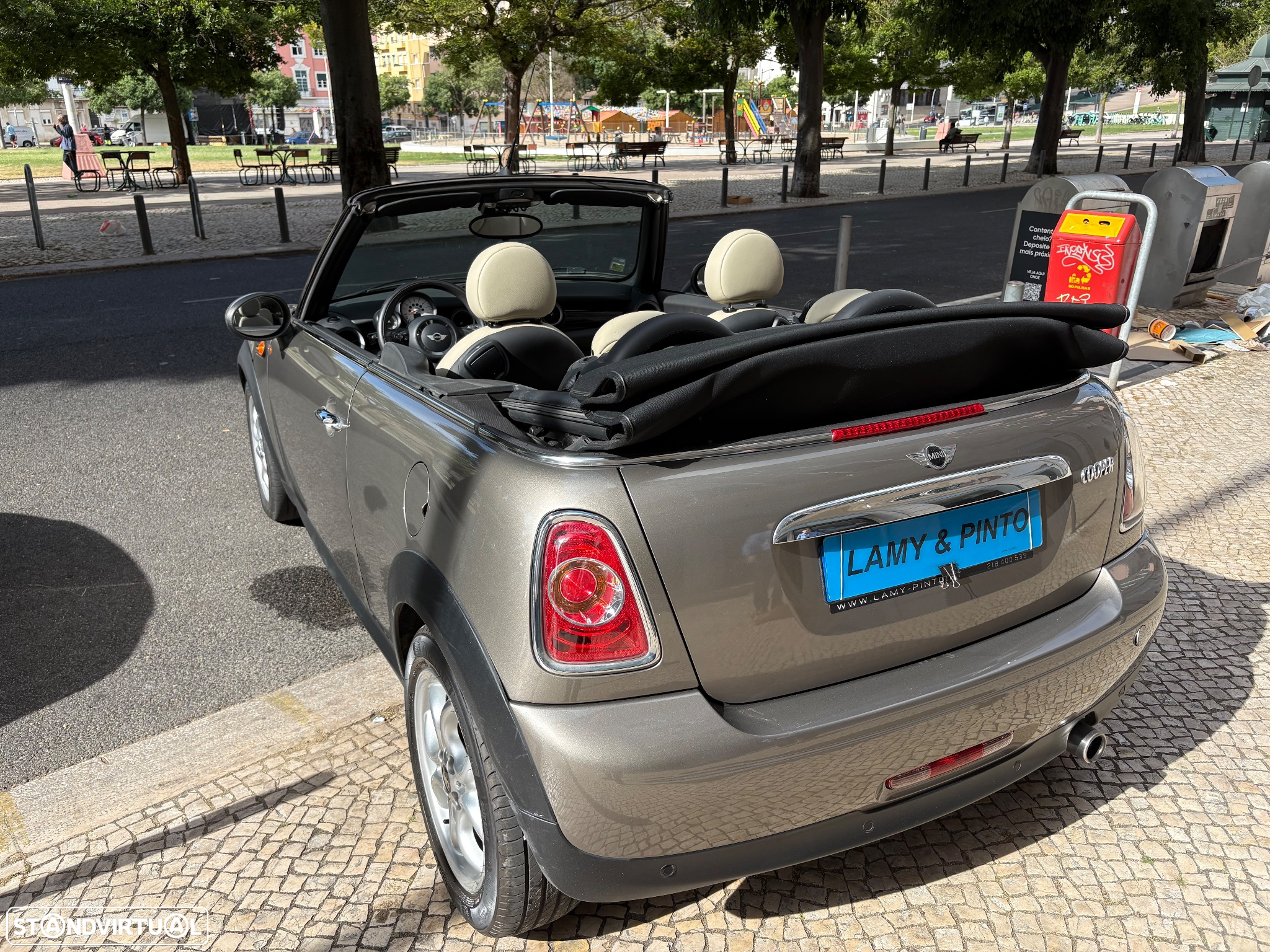MINI Cabrio Cooper Auto. Highgate - 15
