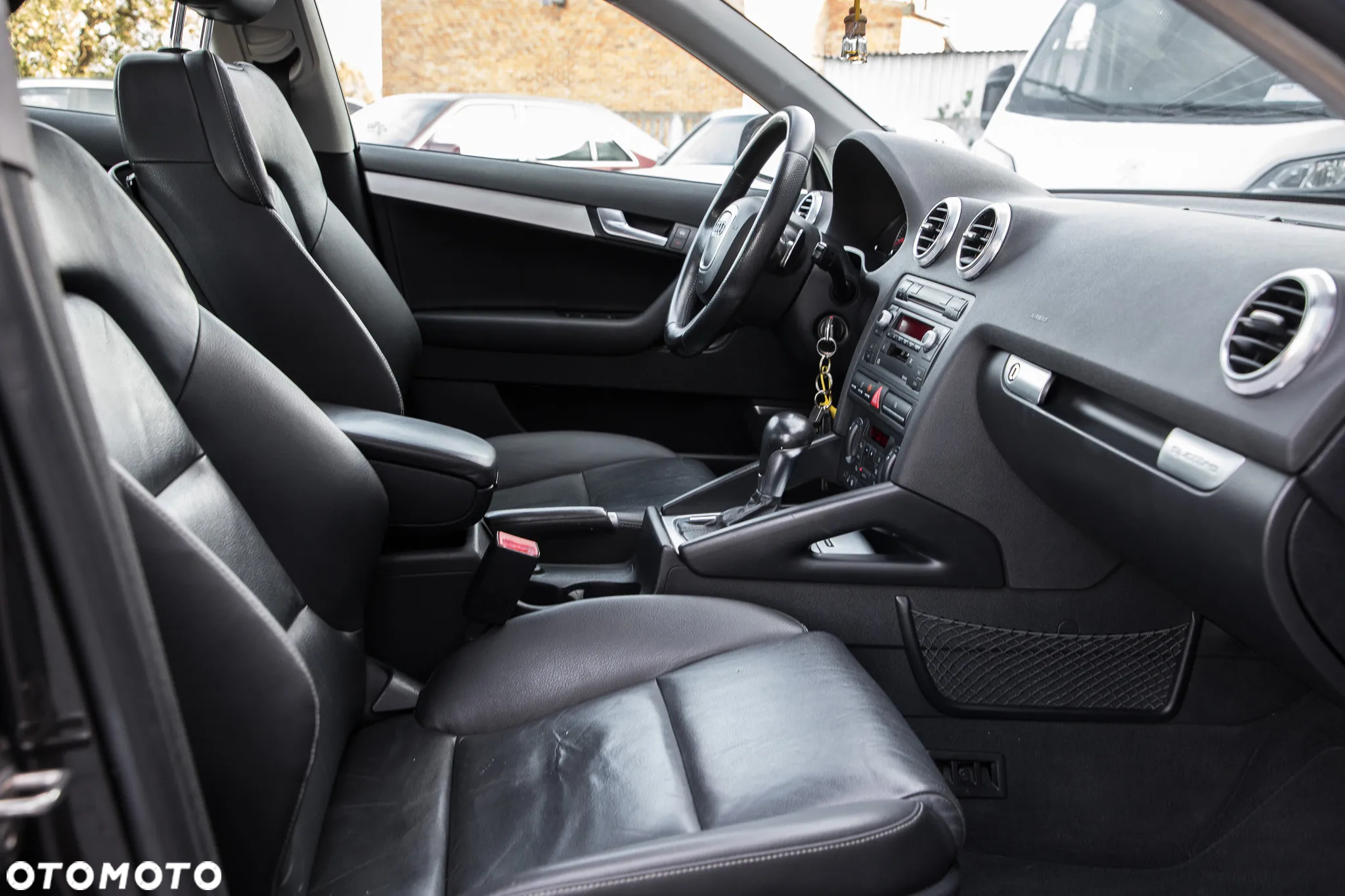 Audi A3 3.2 Sportback quattro S tronic S line Sportpaket plus - 33