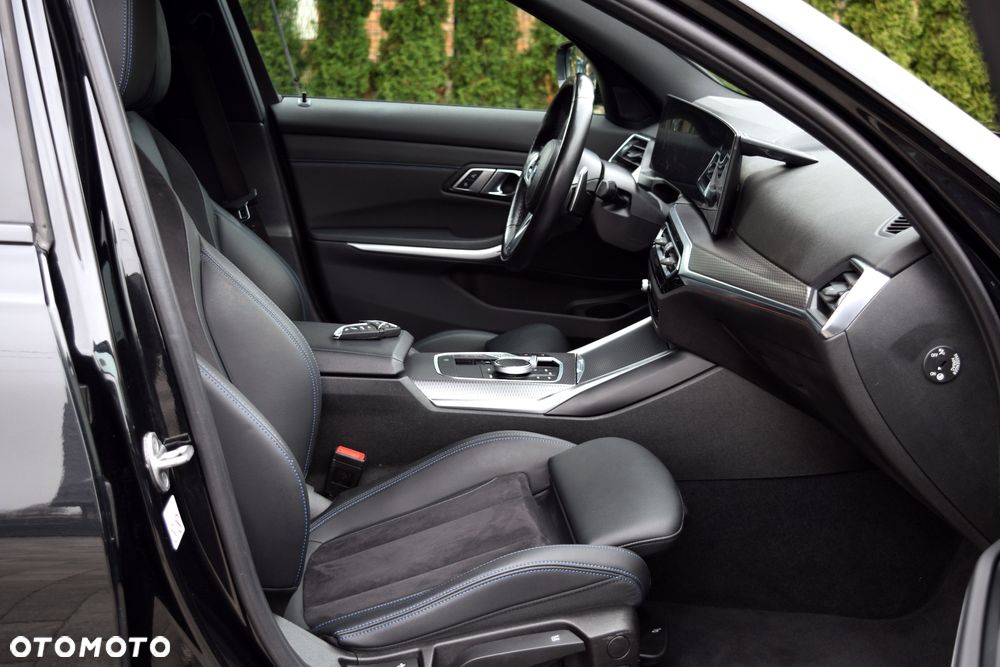 BMW Seria 3 320d xDrive mHEV M Sport sport - 16