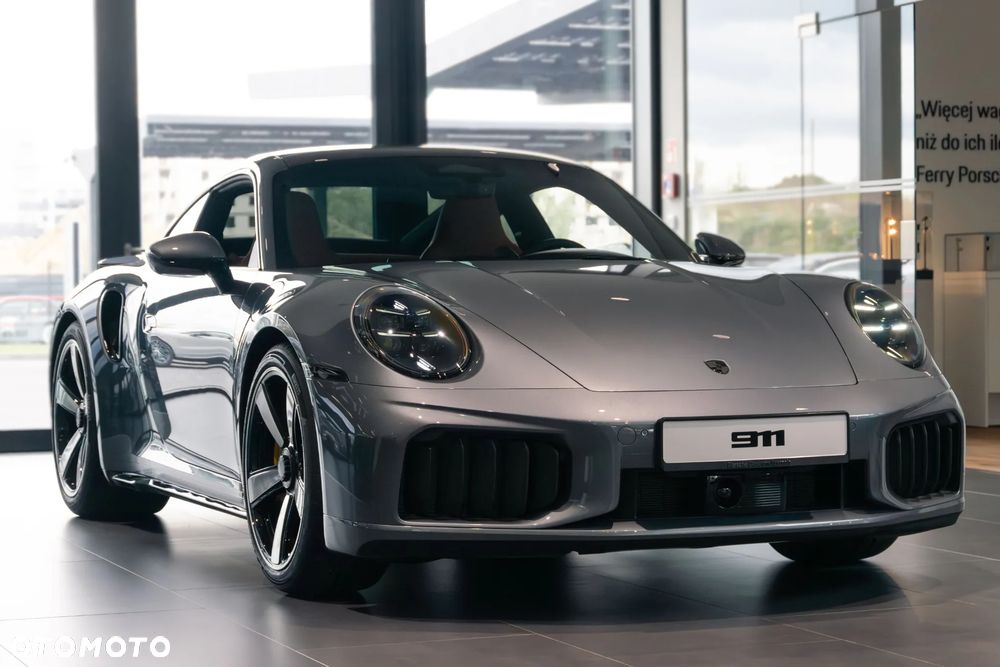 Porsche 911 Turbo S - 4