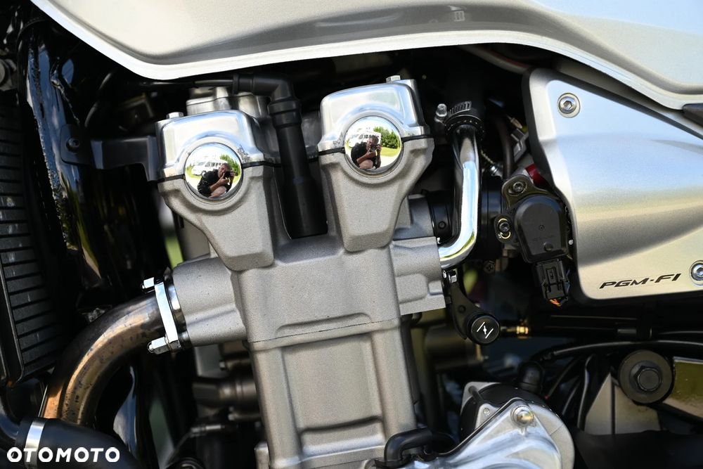 Honda CB - 27