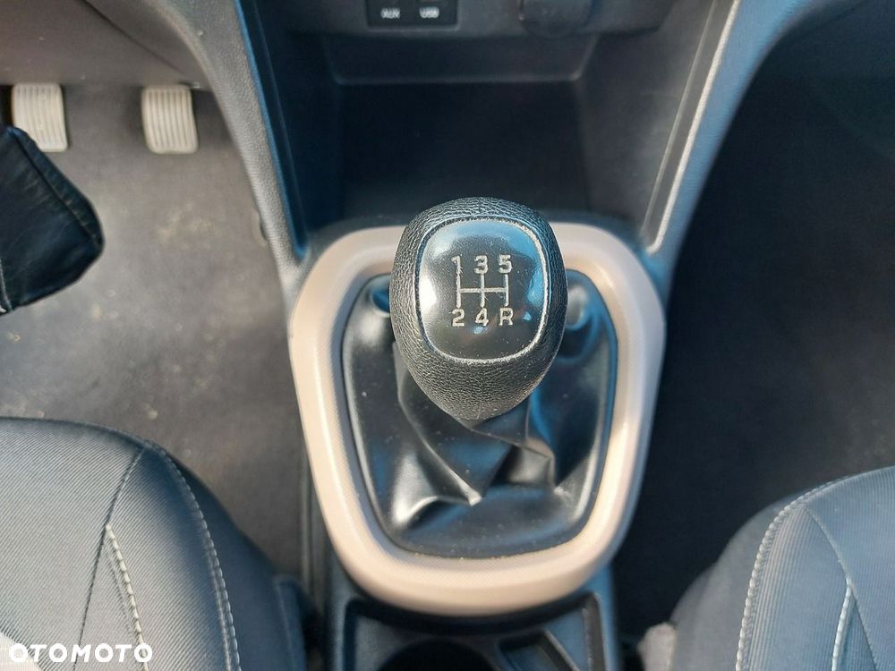Hyundai i10 - 19