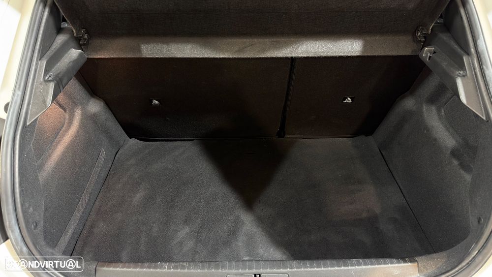 Peugeot 208 PureTech 75 Active - 27