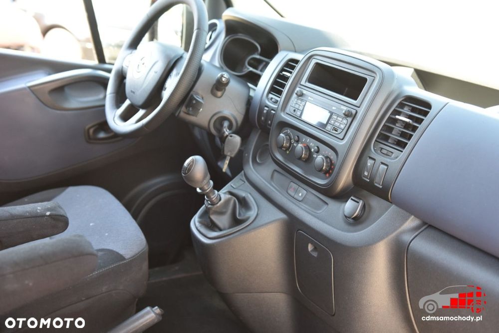 Opel Vivaro - 25