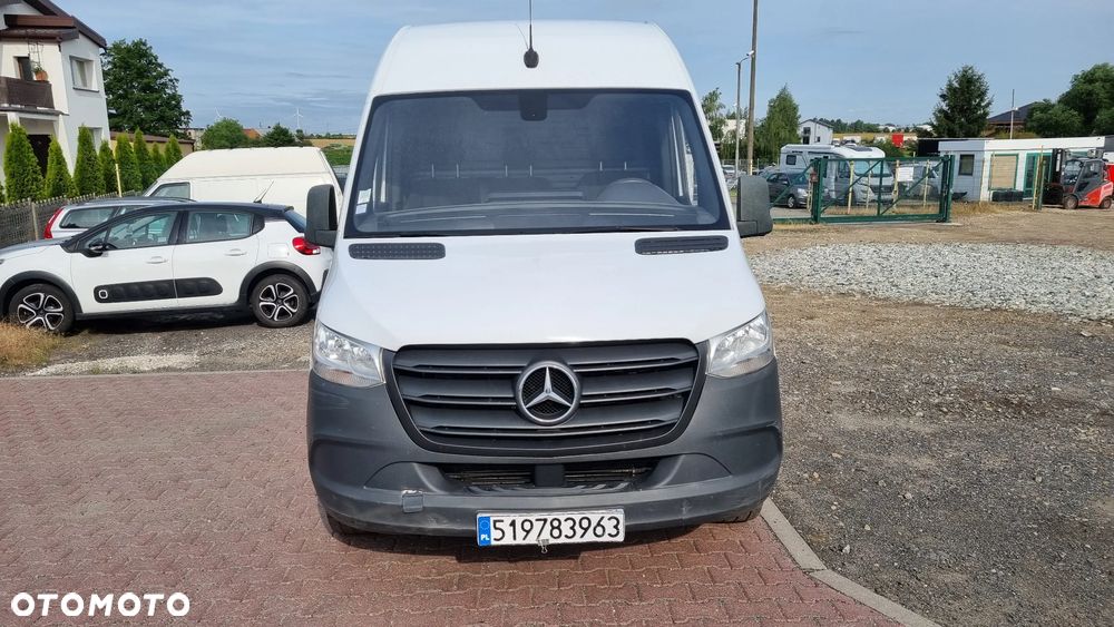 Mercedes-Benz Sprinter - 8