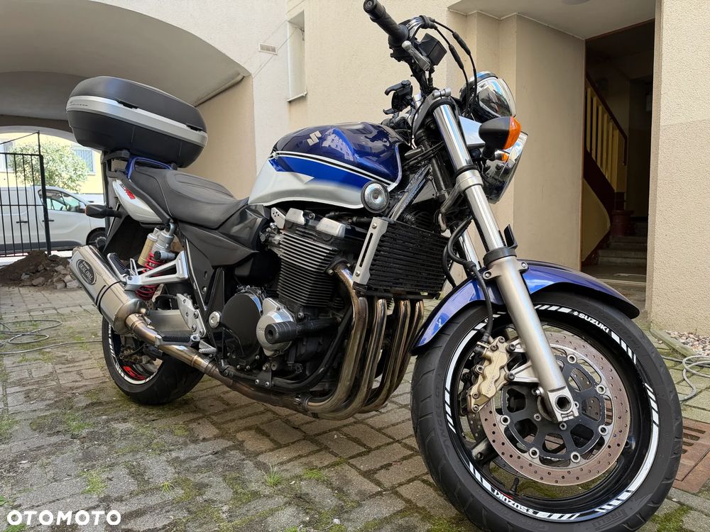 Suzuki GSX - 1