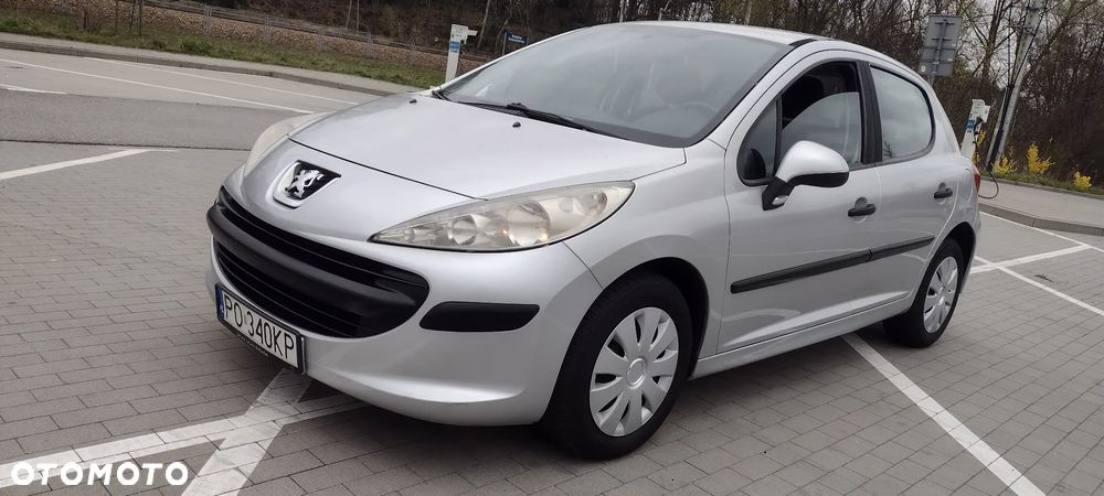 Peugeot 207 1.4 16V Trendy - 2